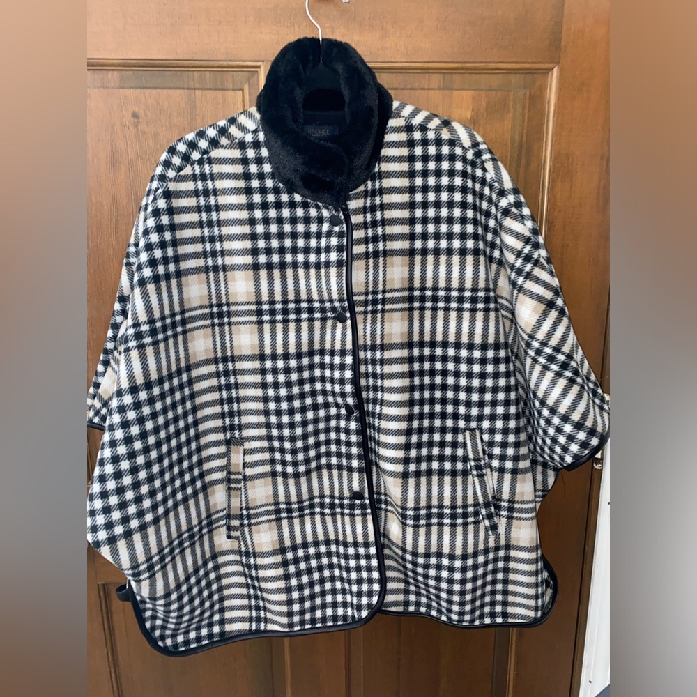Rachel Roy plaid poncho with pockets size s/m